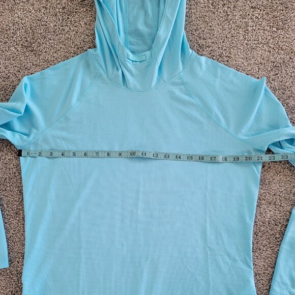 Ladies Under Armour Heat Gear Hoodie Large - Picture 4 of 9